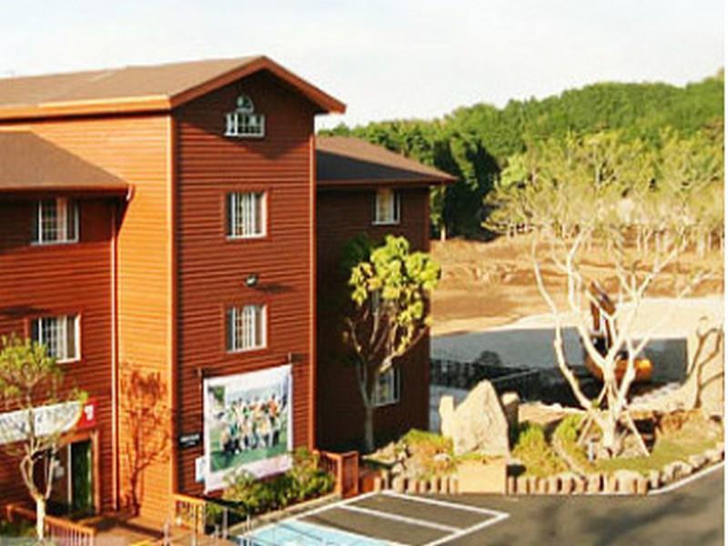 Arbon Youth Hostel & Resort Jeju Exterior photo